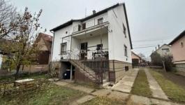 Eladó családi ház Ócsa