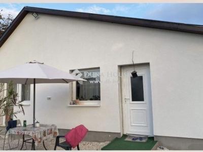 Eladó családi ház Halásztelek