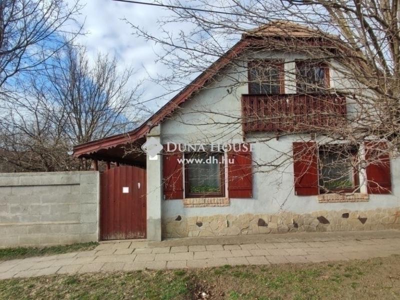 Eladó családi ház Gyál