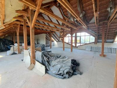 Eladó lakás Püspökladány