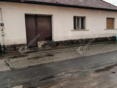 Eladó családi ház - 2200 Monor, Forrás utca