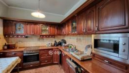 Eladó családi ház Siófok