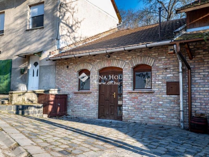 Eladó nyaraló Esztergom
