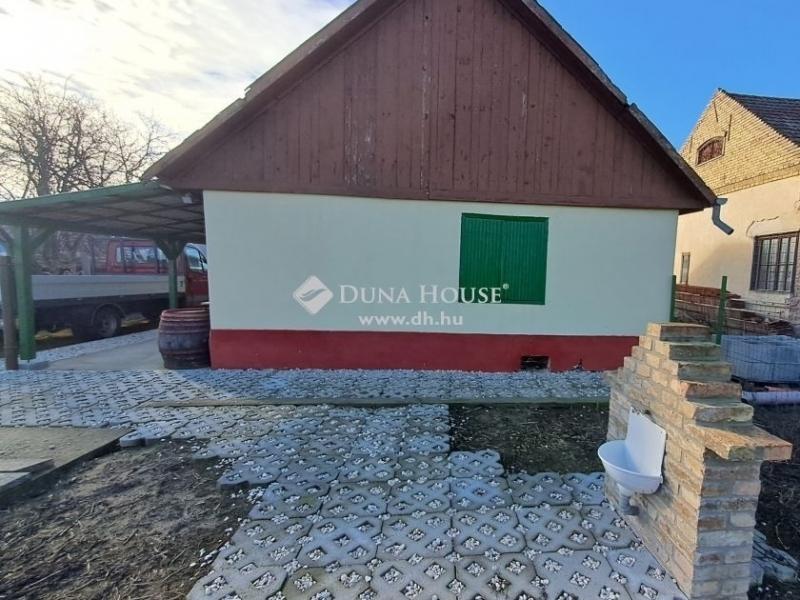 Eladó családi ház Pilis