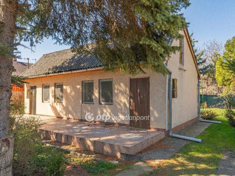 Eladó családi ház Velence