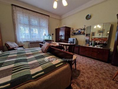 Eladó házrész - 4026 Debrecen, Nagy Imre utca