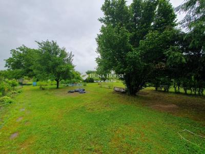 Eladó családi ház Vác