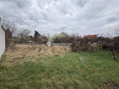 Eladó lakóövezeti telek Vecsés