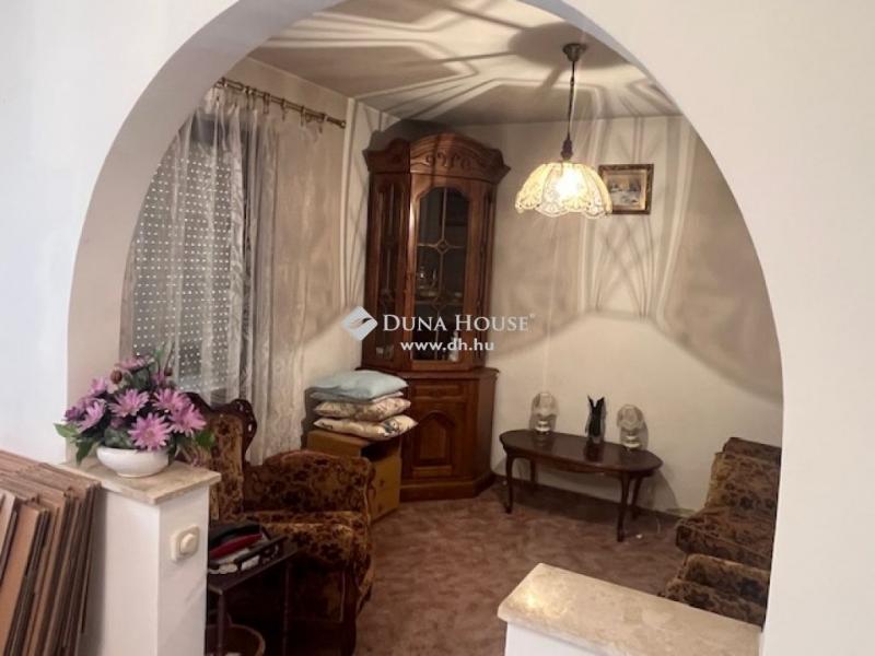 Eladó családi ház Pécs