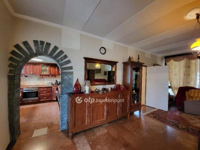 Eladó családi ház Siófok