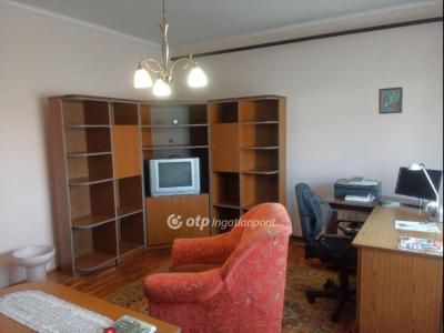 Eladó családi ház Dombóvár