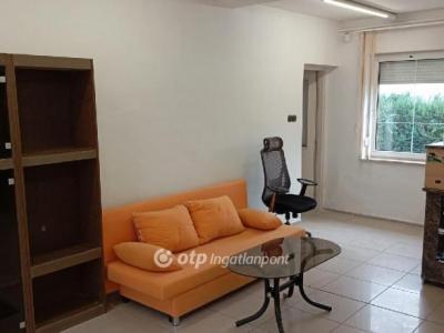 Eladó családi ház Pécs