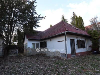 Eladó családi ház Budapest