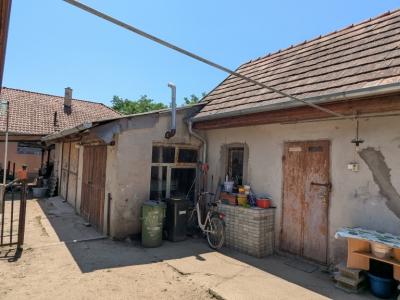 Eladó családi ház Aba