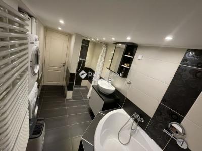 Eladó családi ház Pécs