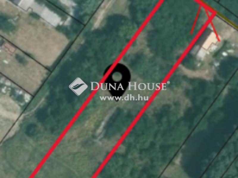 Eladó külterületi telek Szentmártonkáta