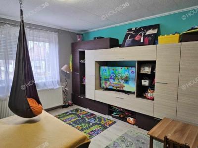 Eladó családi ház Kunadacs