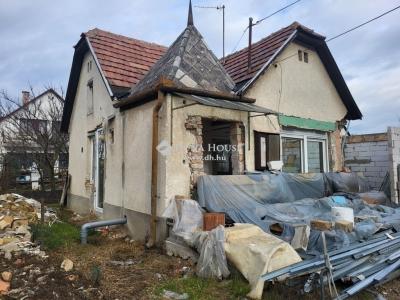 Eladó családi ház Budapest