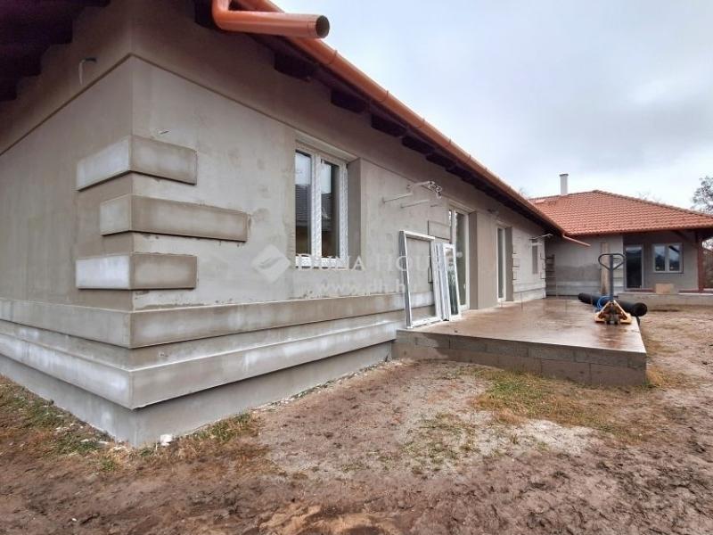 Eladó lakás Vác