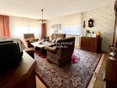 Eladó családi ház Balatonalmádi