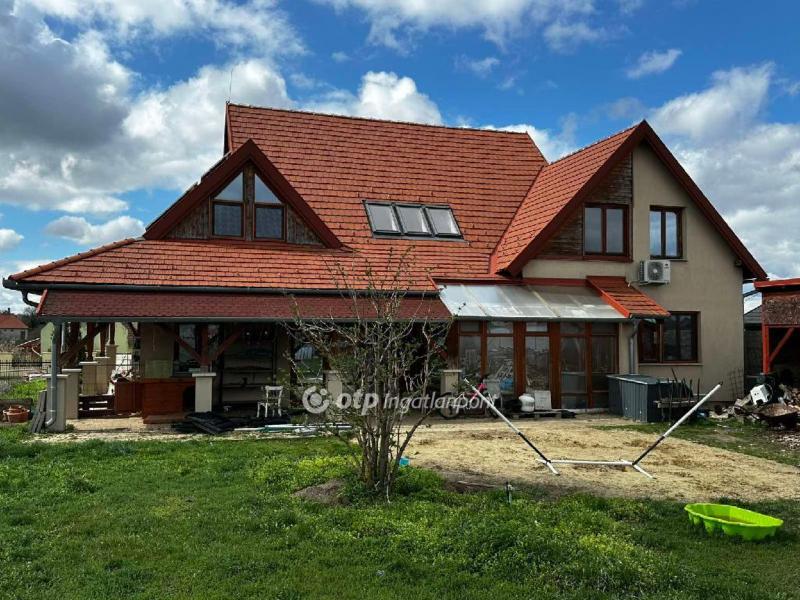 Eladó családi ház Tótvázsony