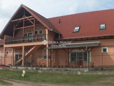 Eladó családi ház Kerekegyháza