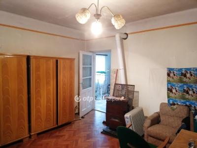 Eladó családi ház - 5212 Törökszentmiklós