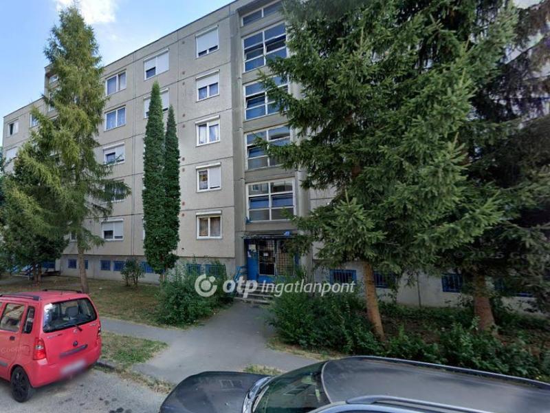 Eladó lakás Salgótarján