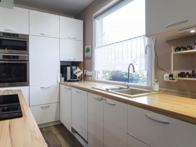 Eladó családi ház Feketeerdő