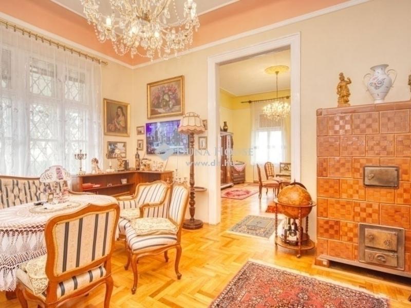 Eladó családi ház Budapest