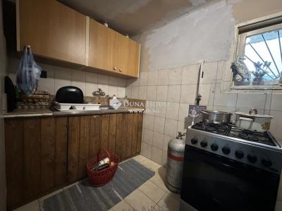 Eladó családi ház Piliscsév