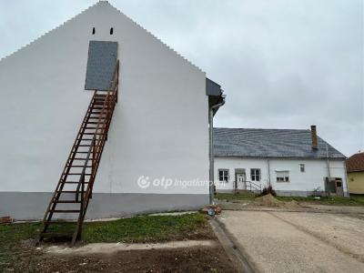 Eladó sorház Biharkeresztes