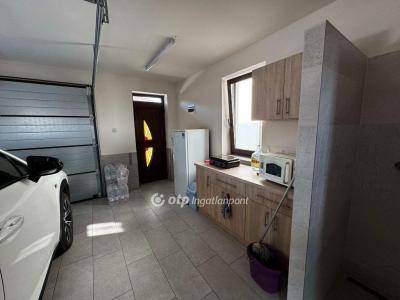 Eladó családi ház Debrecen