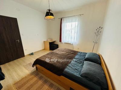 Eladó családi ház Debrecen