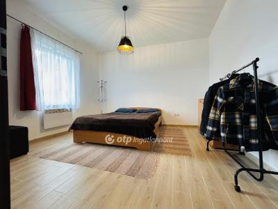 Eladó családi ház Debrecen