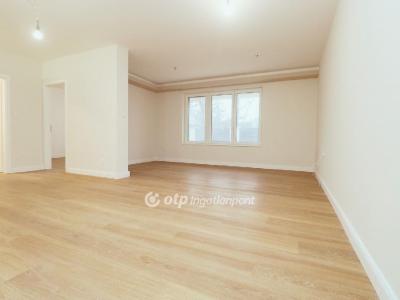 Eladó lakás Zamárdi