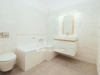 Eladó lakás Zamárdi