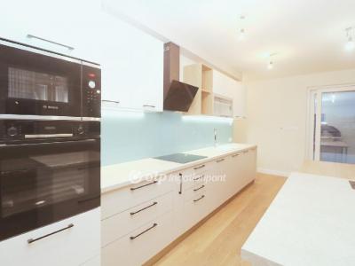 Eladó lakás Zamárdi