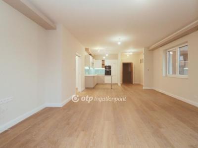 Eladó lakás Zamárdi