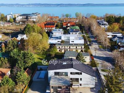 Eladó lakás Zamárdi