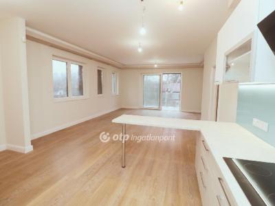 Eladó lakás Zamárdi