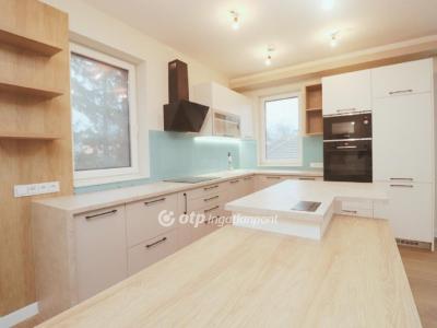 Eladó lakás Zamárdi