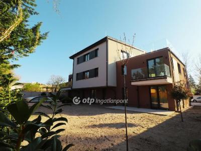 Eladó lakás Zamárdi