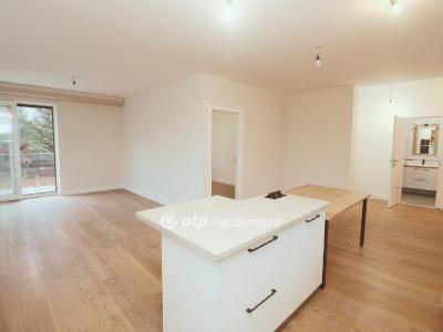 Eladó lakás Zamárdi