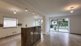 Eladó családi ház Siófok