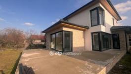 Eladó családi ház Szeged