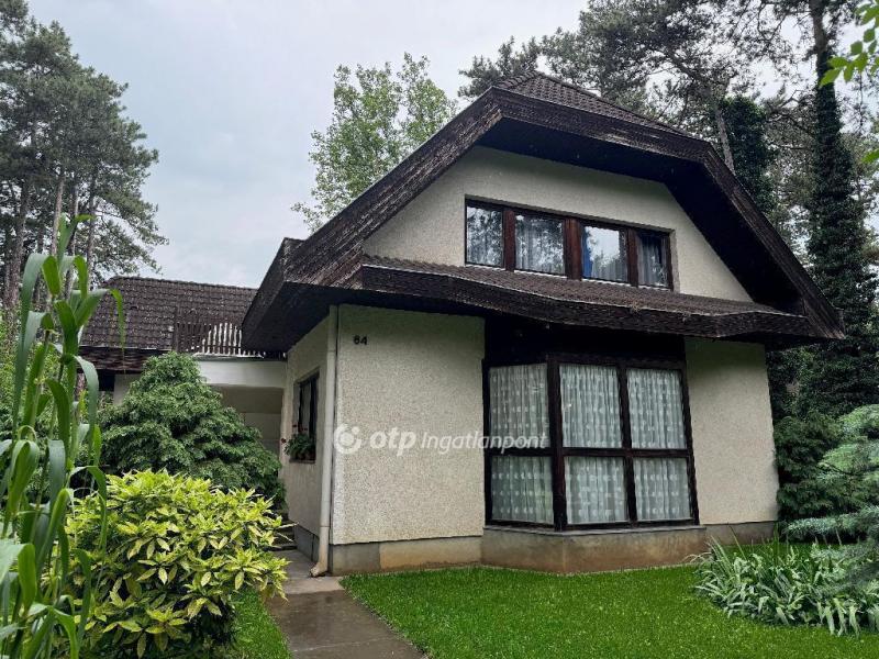 Eladó családi ház Siófok