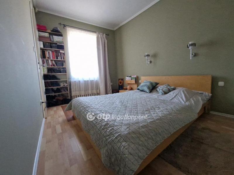 Eladó családi ház Cegléd