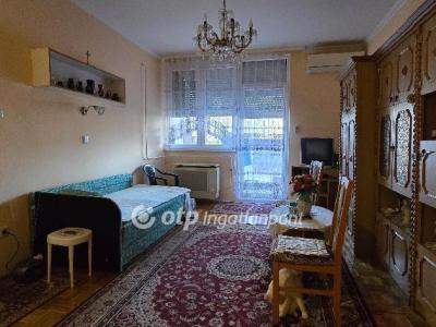 Eladó lakás Debrecen