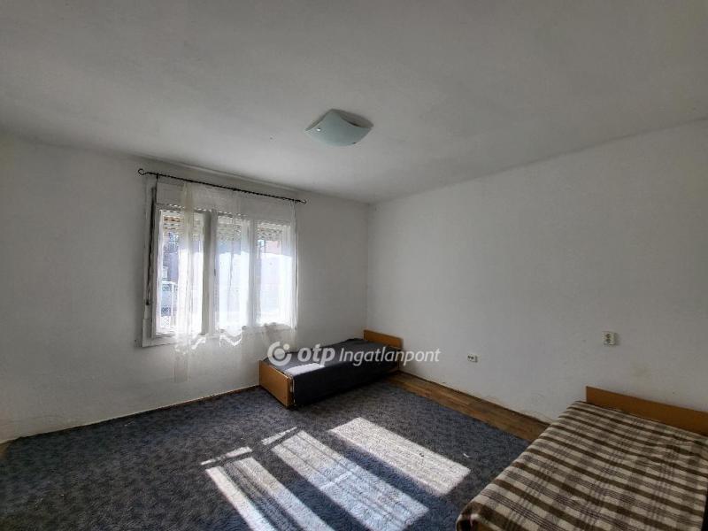 Eladó családi ház Siófok